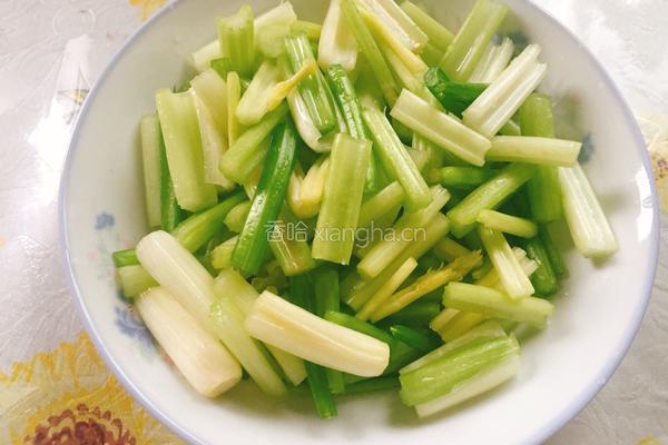 牛肉芹菜的做法图解4