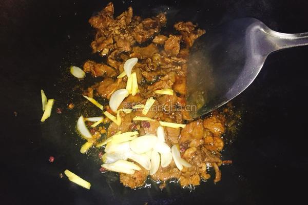牛肉芹菜的做法图解6