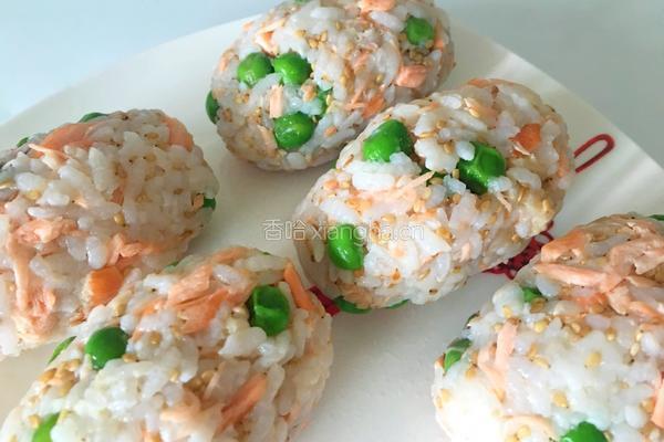 鲑鱼芝麻饭团的做法图解6