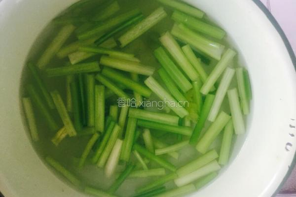 清炒芹菜的做法图解6