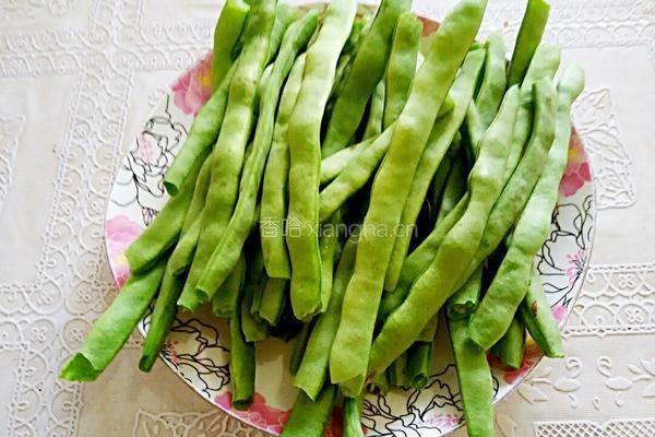 油焖芸豆的做法图解1