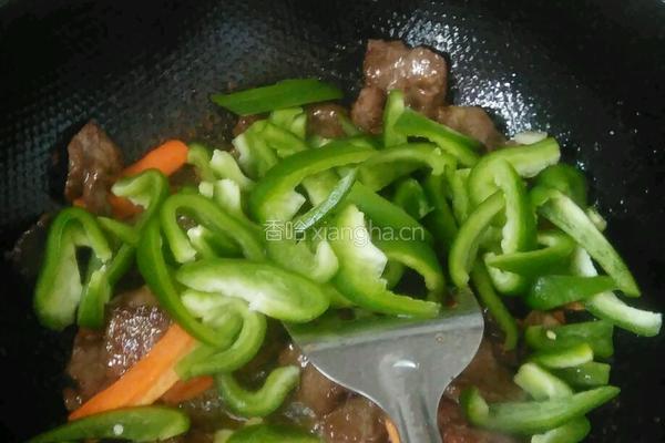 青椒炒牛腱子肉的做法图解9