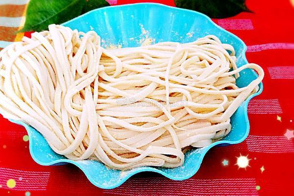 手擀面条的做法图解10