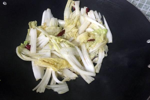 酸辣大白菜的做法图解6