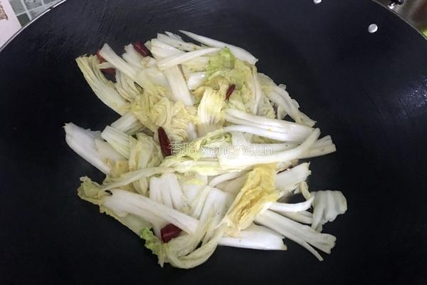 酸辣大白菜的做法图解7