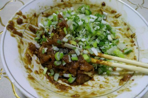 猪肉大葱饺子馅的做法图解6