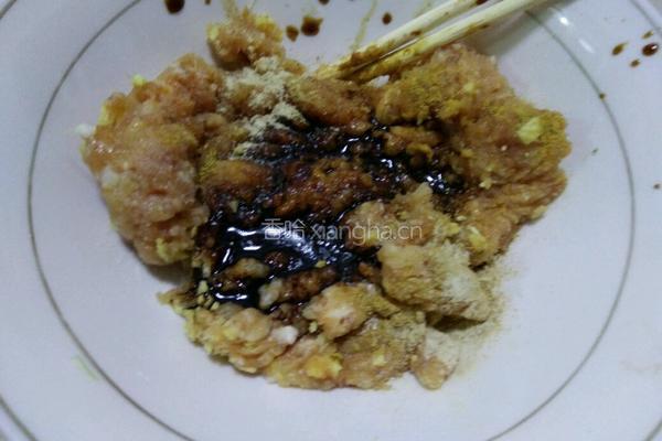 包菜饺子馅的做法图解5