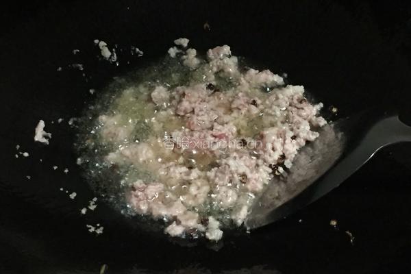 咸菜炒肉末的做法图解3