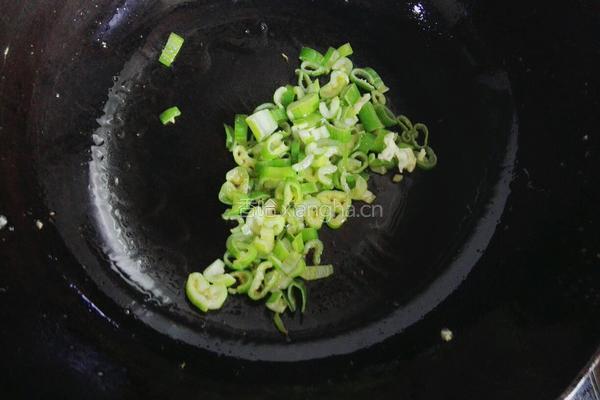 地皮菜炒鸡蛋的做法图解7