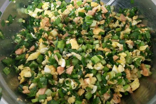 韭菜鸡蛋馅饼的做法图解7