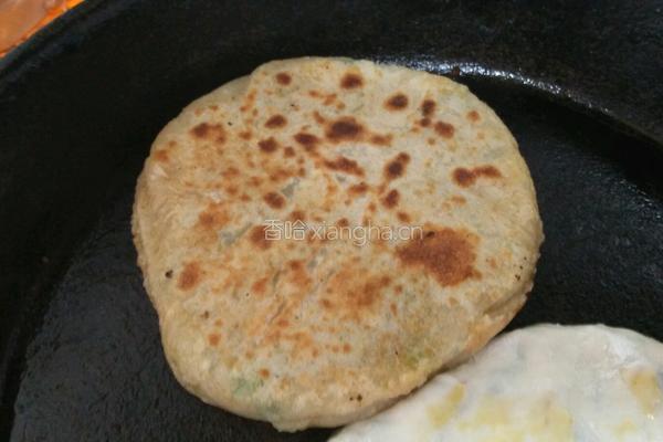韭菜鸡蛋馅饼的做法图解14
