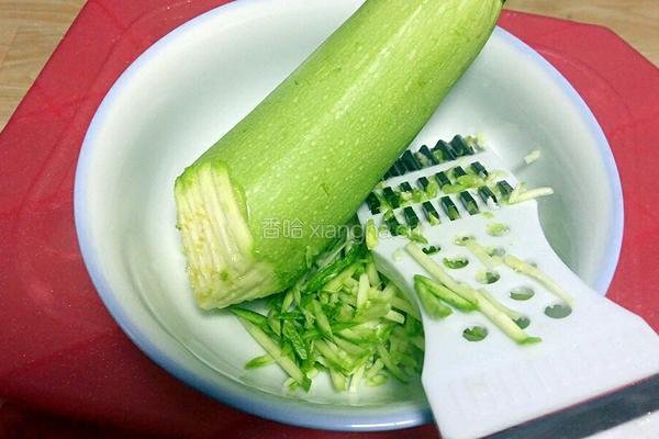 水煎饺的做法图解3