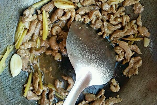海带炒肉丝的做法图解6