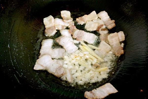苦瓜回锅肉的做法图解8