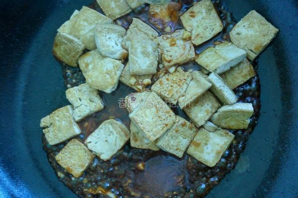 葱香酱卤豆腐干的做法图解3