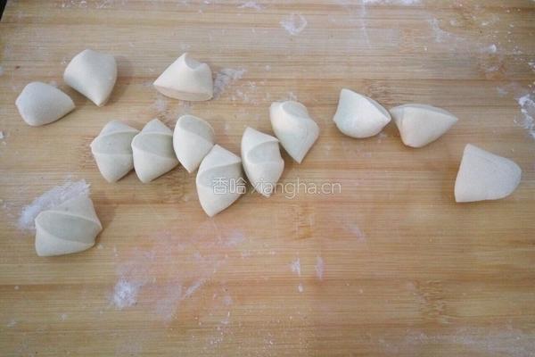 茄子素馅饺子的做法图解6