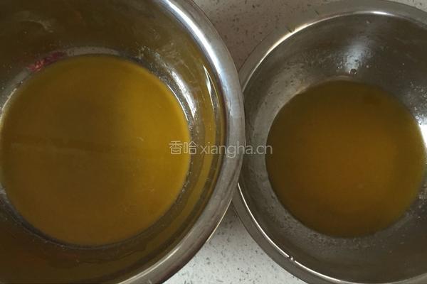 蛋黄酥的做法图解1