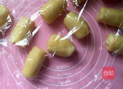 蛋黄酥的做法图解9