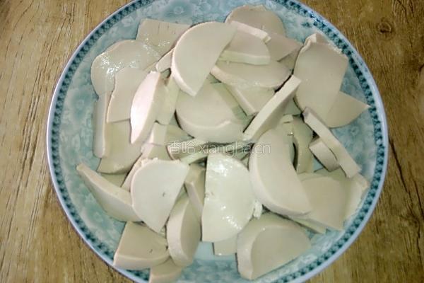 鲜椒炒素鸡的做法图解2