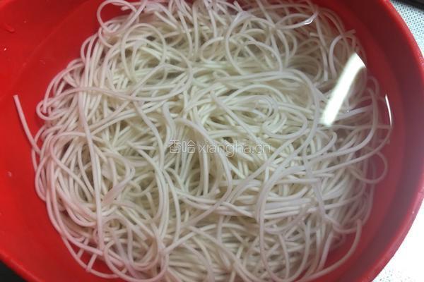 素菜炒面的做法图解6