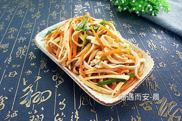 香葱拌干豆腐卷的做法图解14