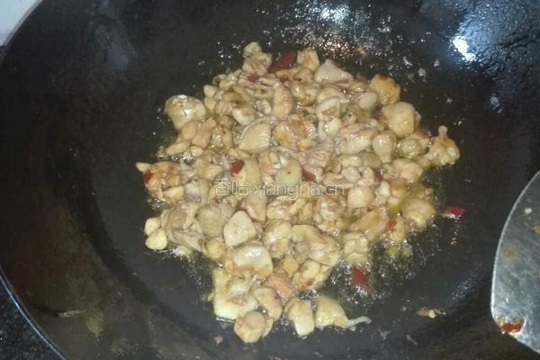 香菇鸡丁的做法图解6