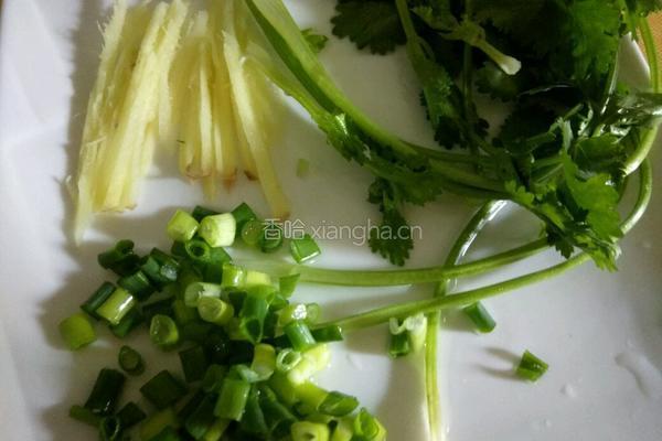 潮汕虾蟹砂锅粥的做法图解2