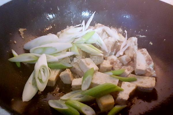 虾酱炒豆腐的做法图解7