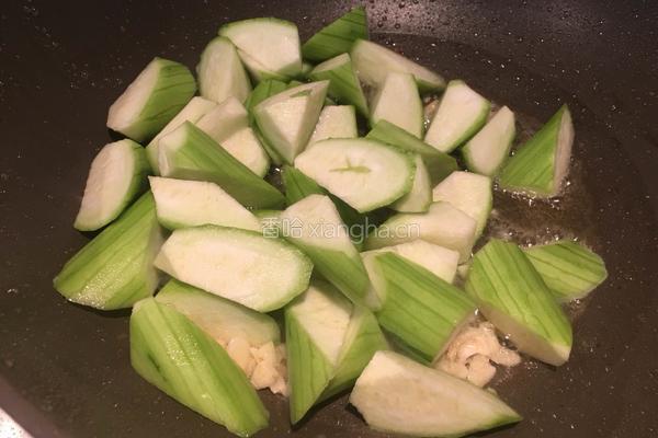 蒜蓉丝瓜的做法图解3
