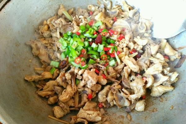 孜然鸡脆骨的做法图解7