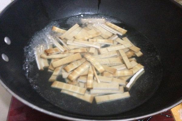 芹菜炒香干的做法图解3