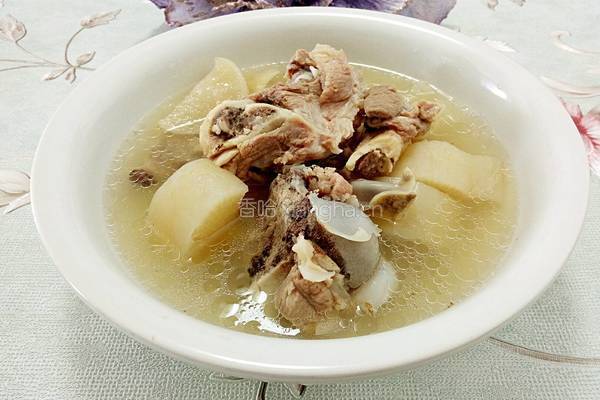 筒子骨萝卜汤的做法图解7