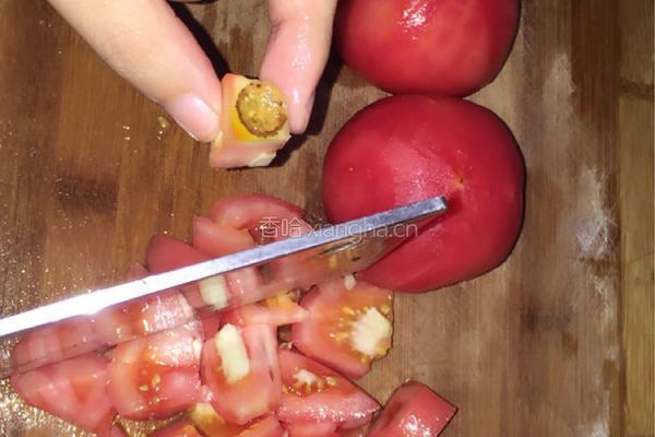 番茄土豆排骨汤的做法图解2