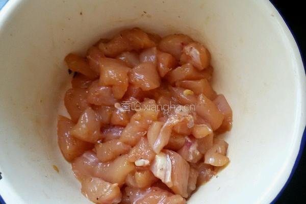 咖喱鸡肉焗饭的做法图解1