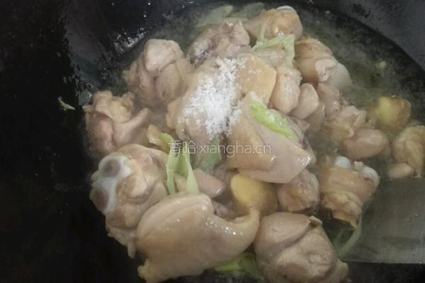 土豆炖鸡肉的做法图解4