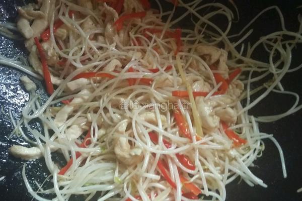 绿豆芽炒鸡肉的做法图解9