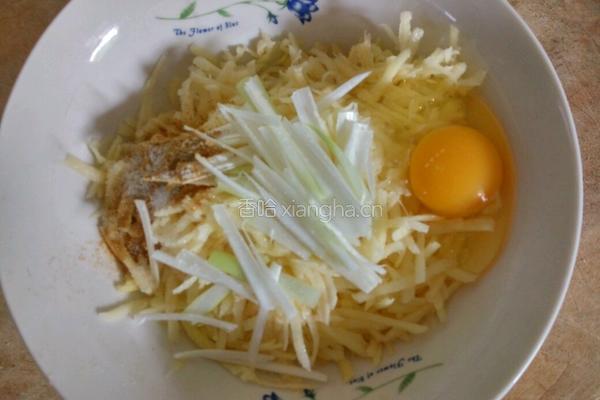 土豆煎饼的做法图解4
