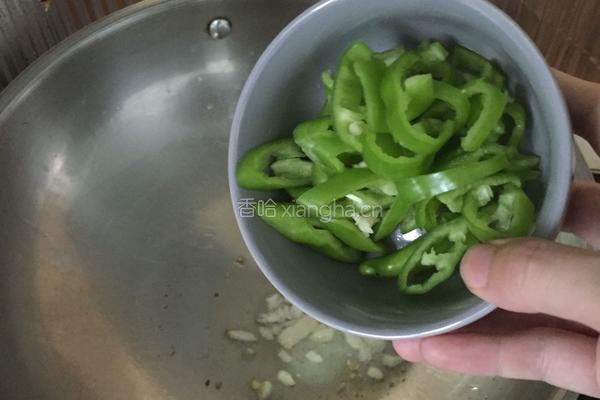 冬瓜炒虾皮的做法图解5