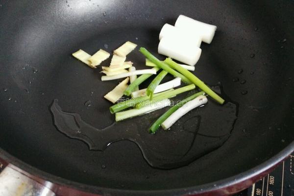姜葱炒鸡的做法图解4