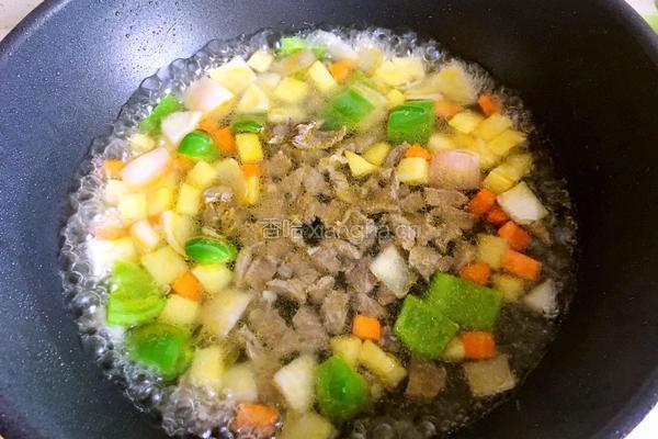 牛肉盖饭的做法图解7
