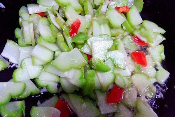 蒜茸佛手瓜的做法图解7