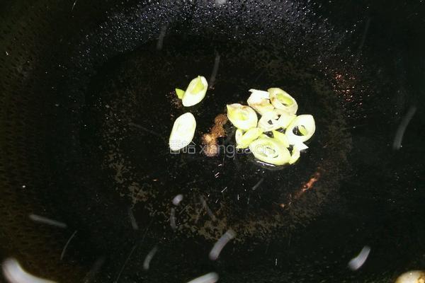 腊肠炒豆角的做法图解4