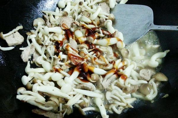 白玉菇炒肉片的做法图解6