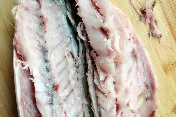 鱼肉馅水饺的做法图解3