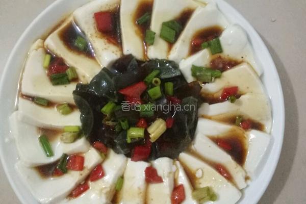 皮蛋豆腐的做法图解4
