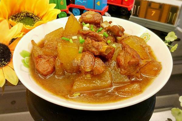 冬瓜烧排骨的做法图解1