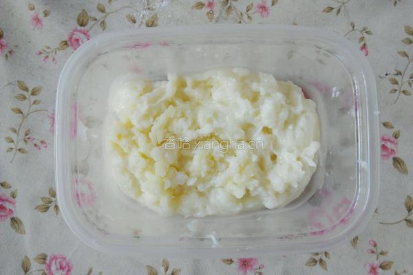 椰丝牛奶小方块的做法图解4