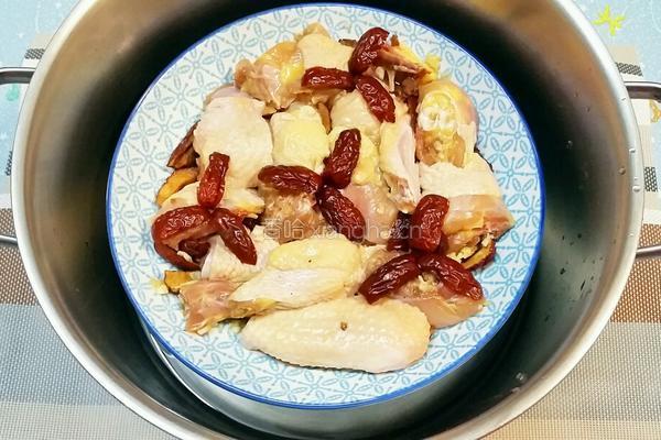 红枣蒸鸡的做法图解6