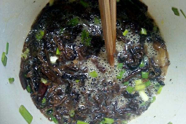 梅干菜炒鸡蛋的做法图解6