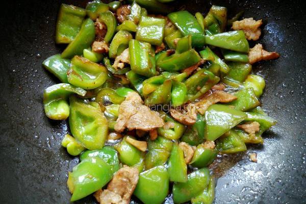 青椒炒肉的做法图解10